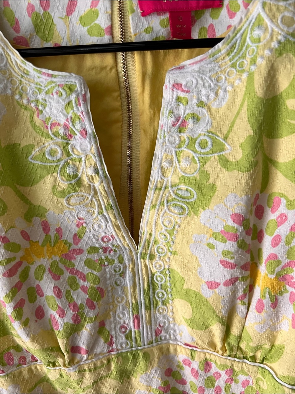 Lilly Pulitzer jubilee ‘Lilly in the leaves’ Yellow green Floral Shift Dress - Picture 5 of 11